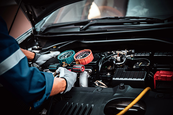 Why Is Your AC Weaker When Idling? | Mancinelli’s Auto Repair Center